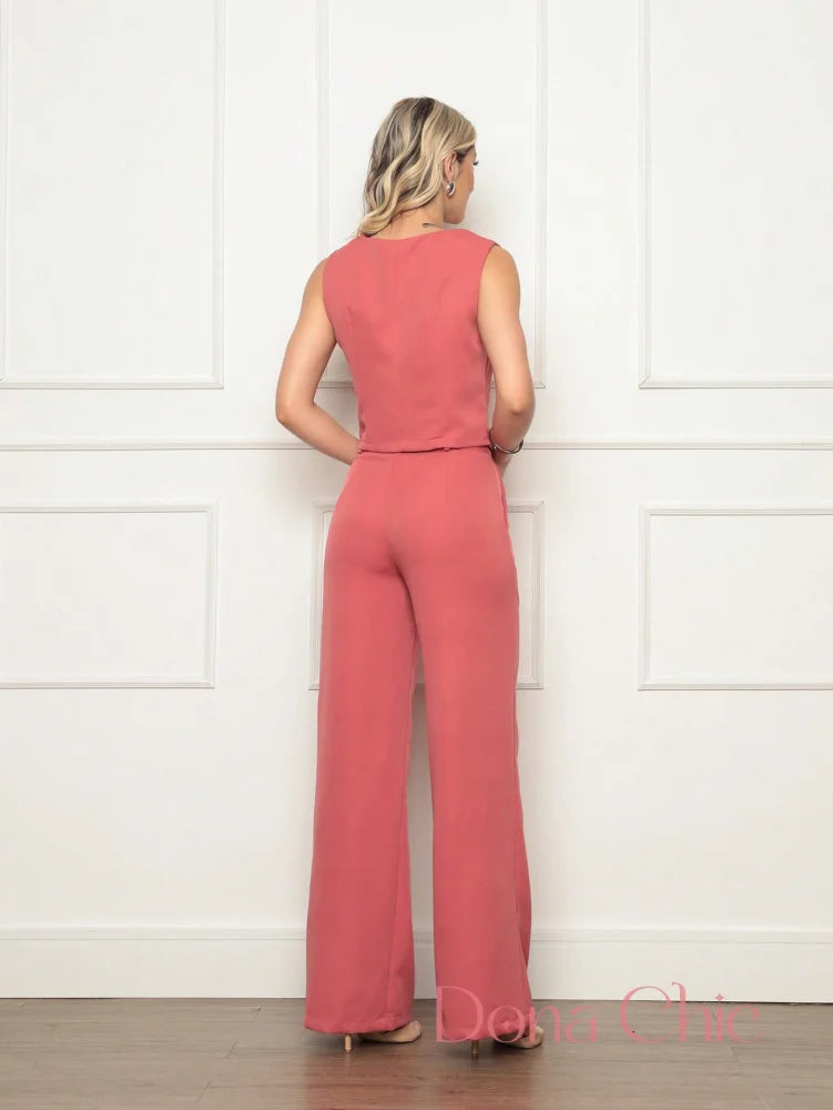 Conjunto Alfaiataria Com Colete E Calça Elegante Conjunto Alfaiataria com Blusa Gola Alta e Calça Ajustada