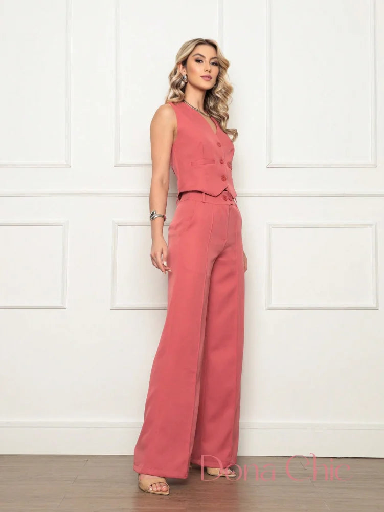 Conjunto Alfaiataria Com Colete E Calça Elegante Conjunto Alfaiataria com Blusa Gola Alta e Calça Ajustada