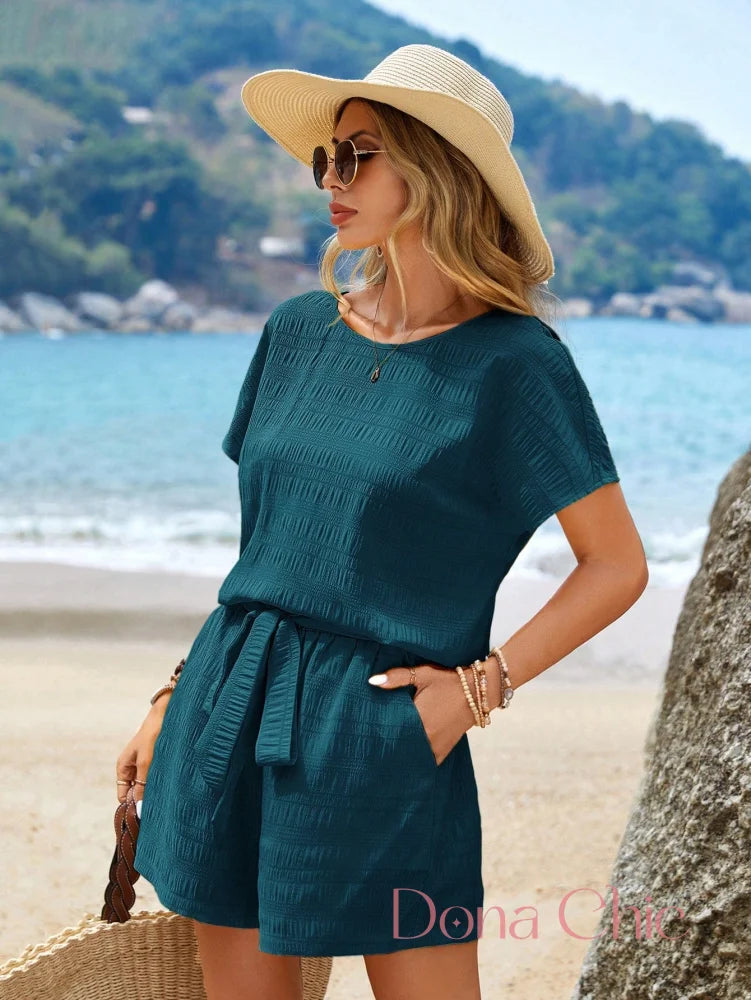 Conjunto Blusa Com Manga Curta E Short Com Cinto Conjunto Blusa Com Manga Curta E Short Com Cinto