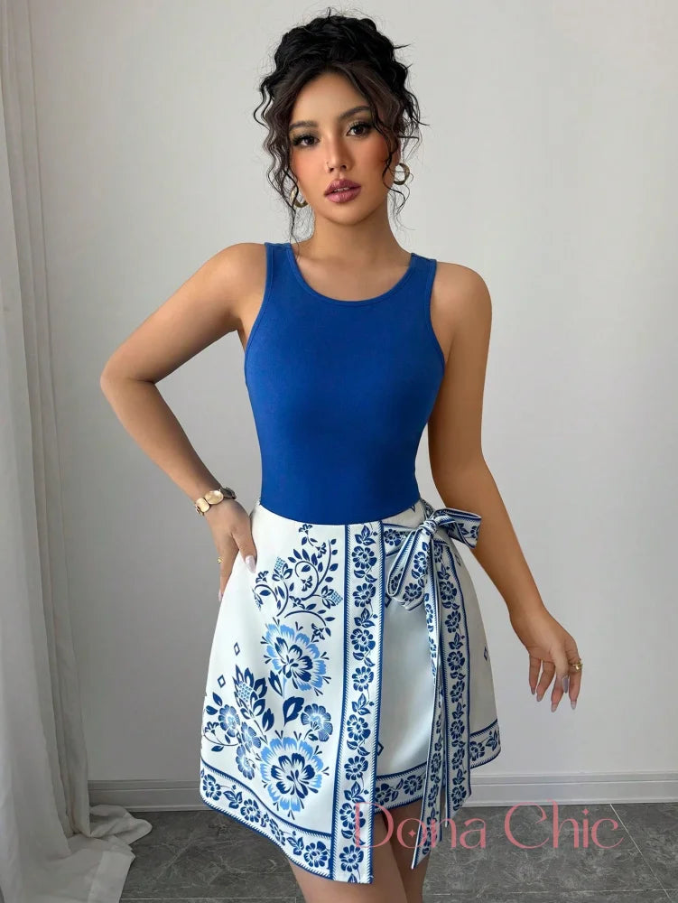 Conjunto Body Com Saia Estampada E Laço Lateral Conjunto Body Com Saia Estampada E Laço Lateral
