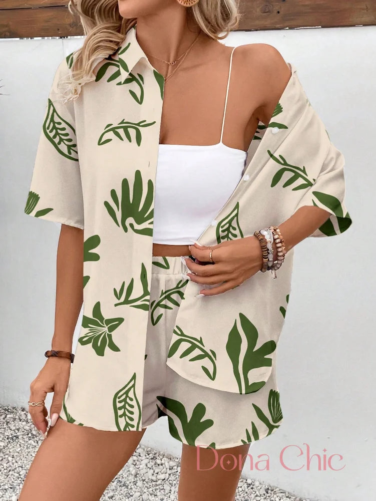 Conjunto Camisa Floral Com Cropped E Short Cintura Alta Conjunto Camisa Floral Com Cropped E Short Cintura Alta