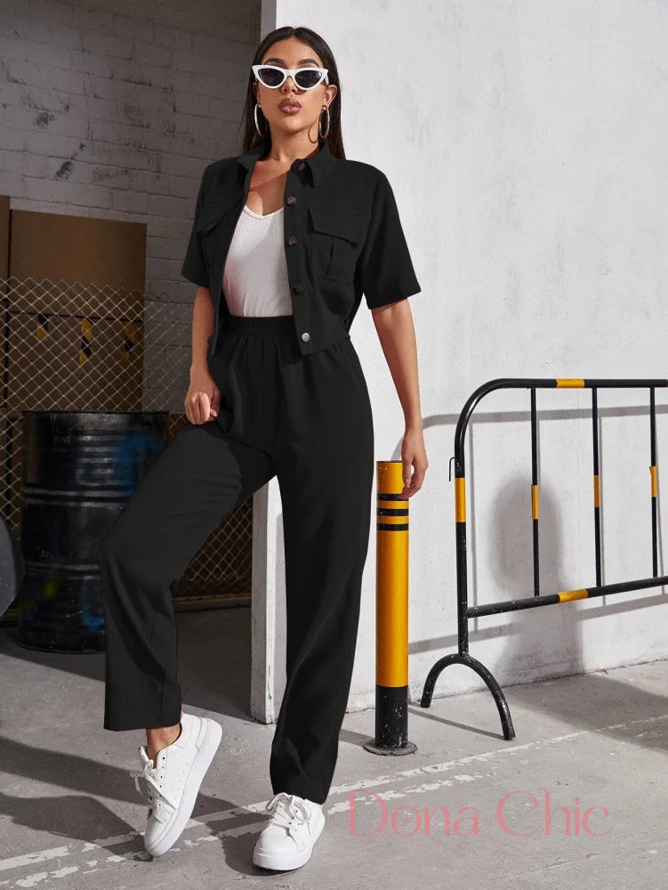 Conjunto Com Camisa Cropped E Calça De Cintura Alta Conjunto Com Camisa Cropped E Calça De Cintura Alta