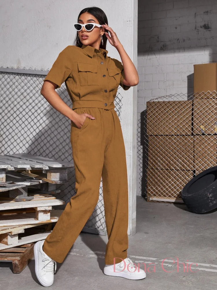 Conjunto Com Camisa Cropped E Calça De Cintura Alta Conjunto Com Camisa Cropped E Calça De Cintura Alta