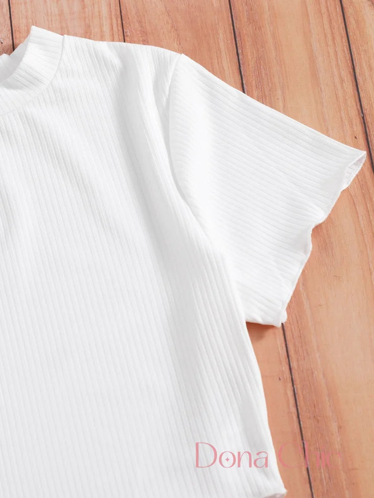 Conjunto Cropped Básico Com Saia Cintura Alta E Laço Conjunto Cropped Básico Com Saia Cintura Alta E Laço