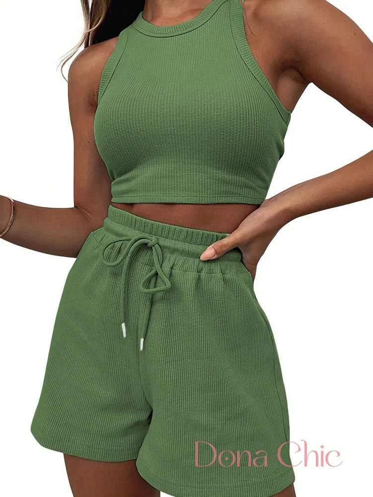 Conjunto Cropped Com Alça Larga E Short Cintura Alta Conjunto Cropped Com Alça Larga E Short Cintura Alta