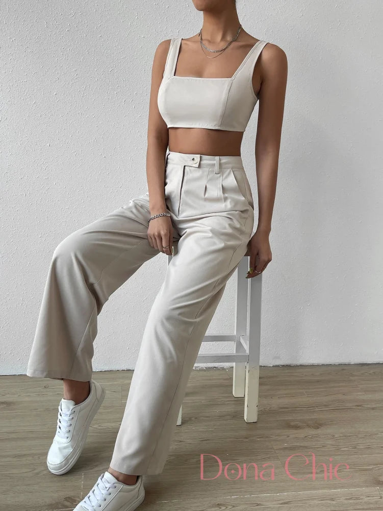 Conjunto Cropped Com Alças Finas E Calça Pantalona Conjunto Cropped Com Alças Finas E Calça Pantalona