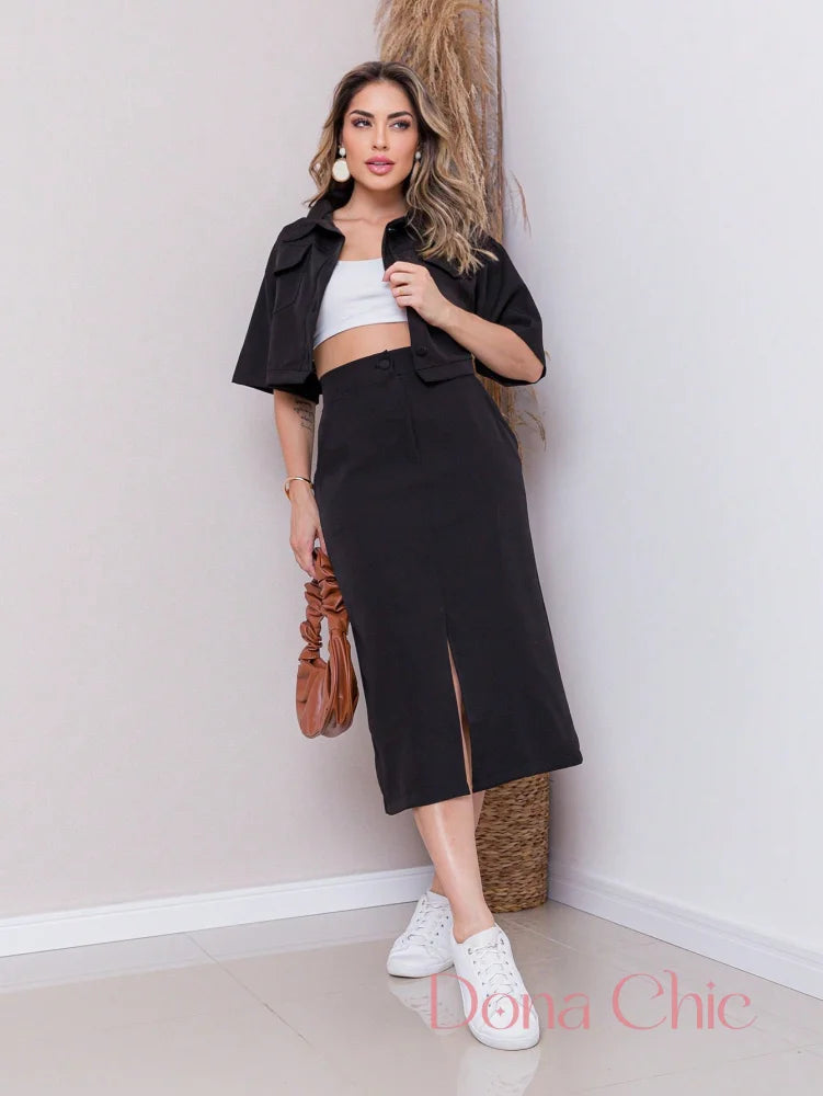Conjunto Cropped Com Saia Midi E Fenda Frontal Conjunto Cropped Com Saia Midi E Fenda Frontal