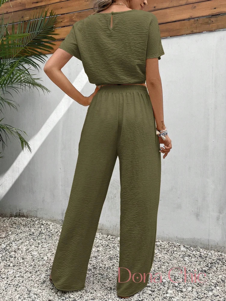 Conjunto Cropped Texturizado Com Calça De Amarração Conjunto Estampado Geométrico Com Blusa Solta