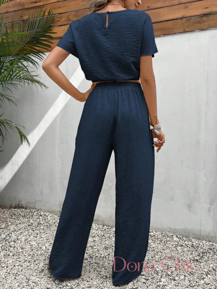 Conjunto Cropped Texturizado Com Calça De Amarração Conjunto Estampado Geométrico Com Blusa Solta