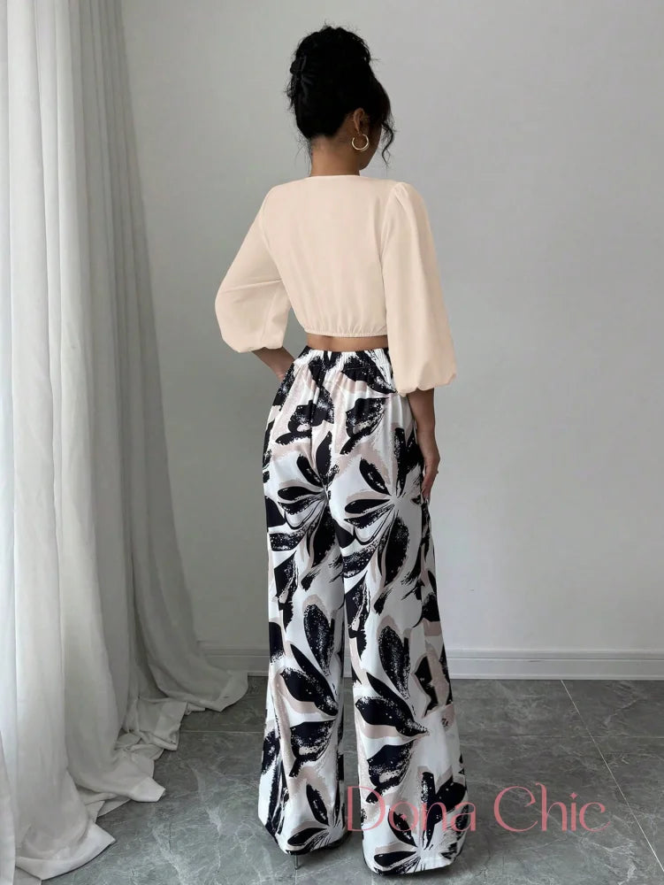 Conjunto Cropped Transpassado Com Calça Estampada Conjunto Elegante com Blusa Bufante e Calça Wide Leg Floral