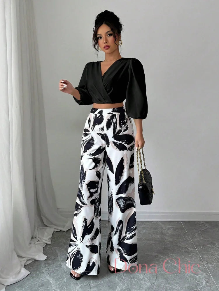Conjunto Cropped Transpassado Com Calça Estampada Conjunto Elegante com Blusa Bufante e Calça Wide Leg Floral