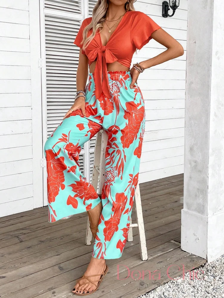 Conjunto Laço Frontal Com Calça Estampada Floral Conjunto Laço Frontal Com Calça Estampada Floral
