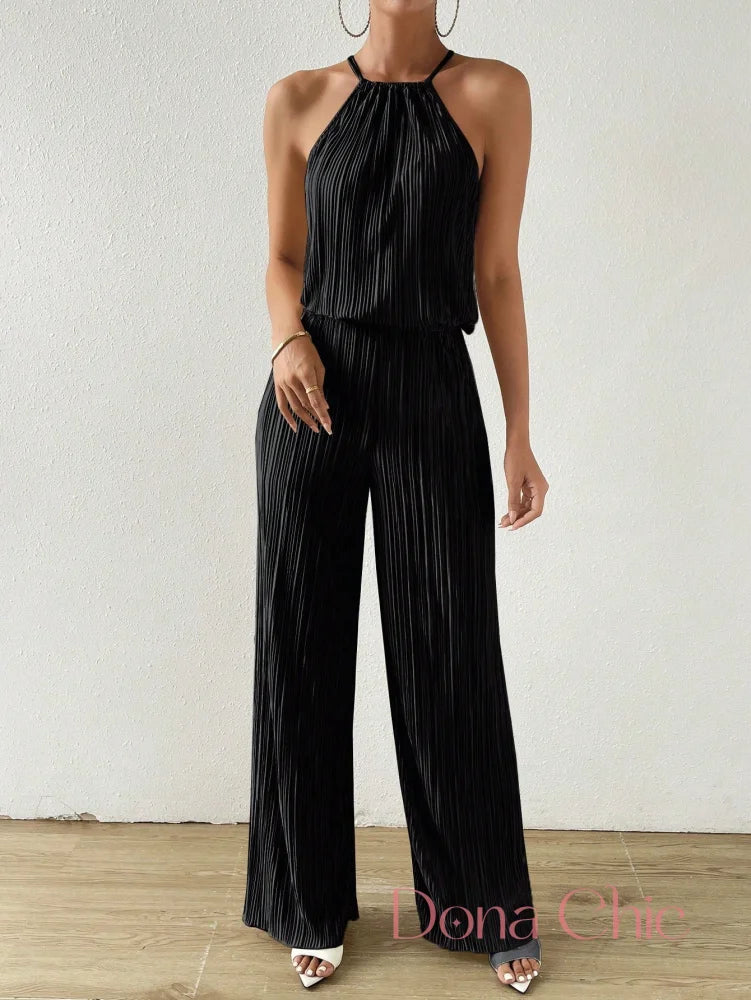 Conjunto Plissado Com Blusa Halter E Calça Ampla Conjunto Plissado Com Blusa Halter E Calça Ampla