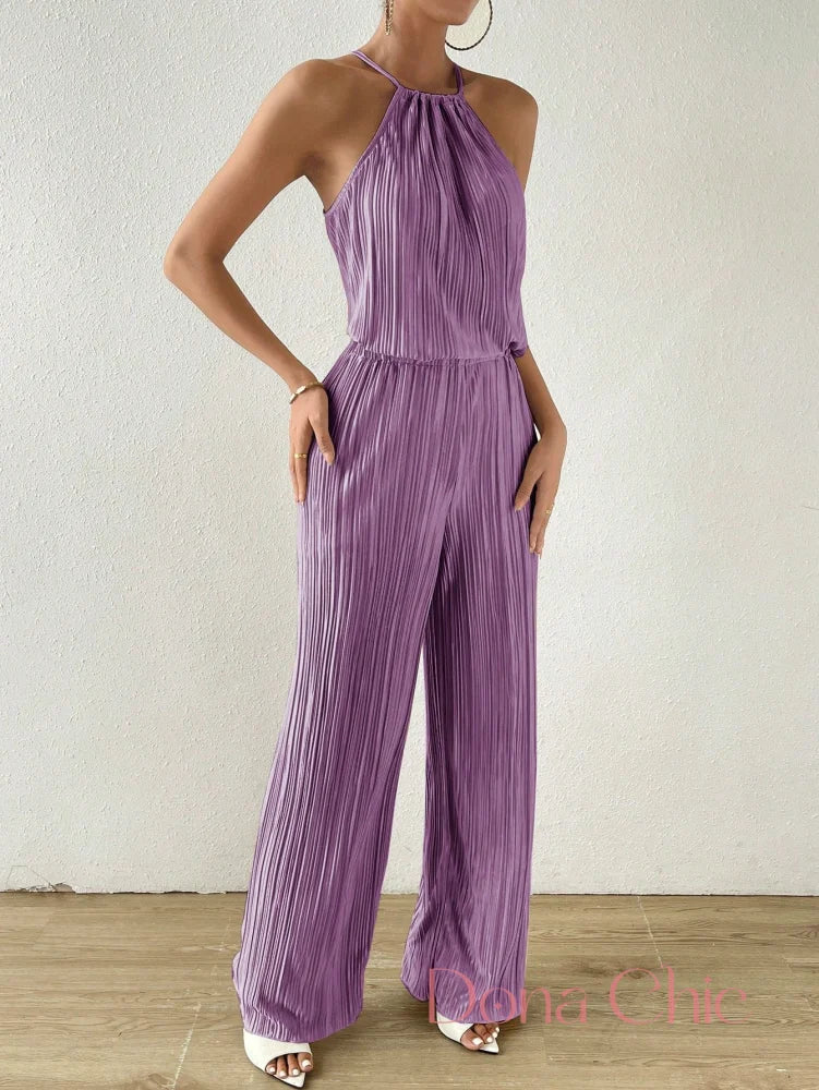 Conjunto Plissado Com Blusa Halter E Calça Ampla Conjunto Plissado Com Blusa Halter E Calça Ampla