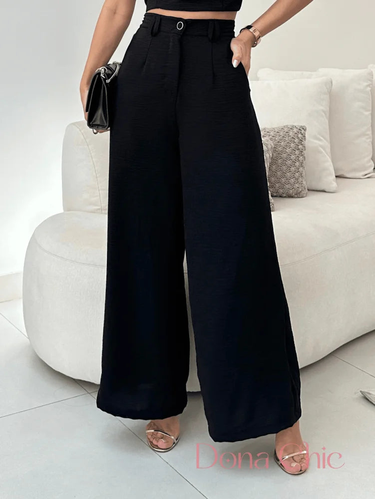 Conjunto Tomara Que Caia Com Calça Alfaiatada Fluida Conjunto Tomara Que Caia Com Calça Alfaiatada Fluida