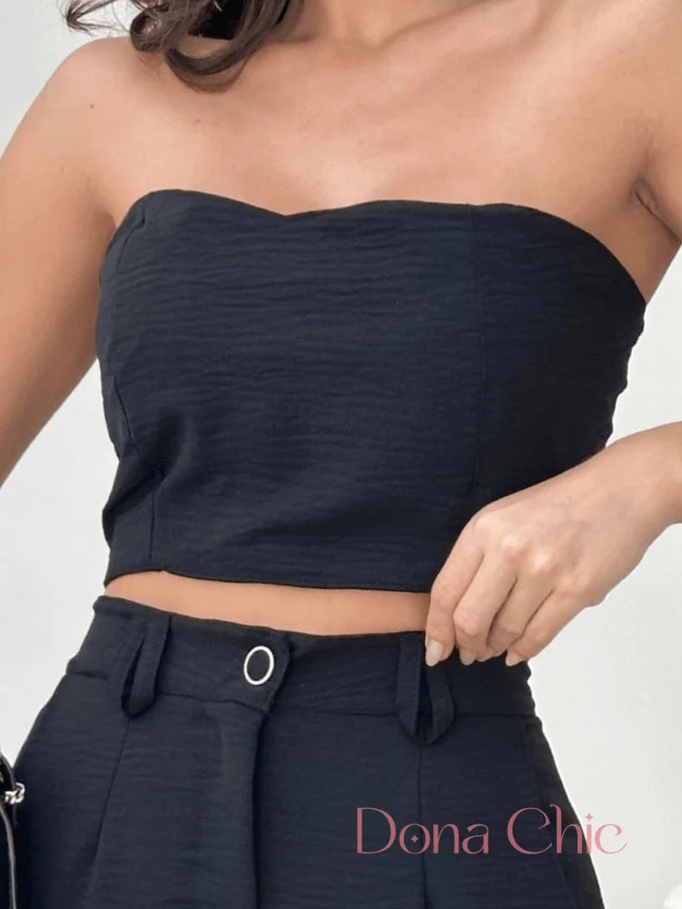 Conjunto Tomara Que Caia Com Calça Alfaiatada Fluida Conjunto Tomara Que Caia Com Calça Alfaiatada Fluida
