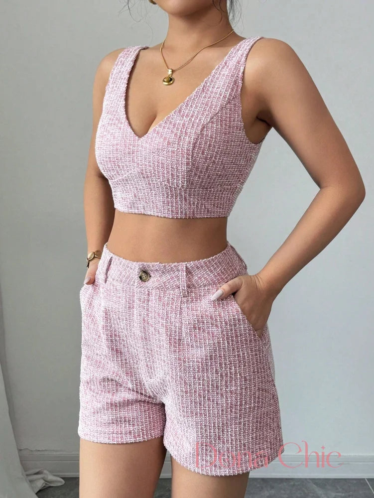 Conjunto Top Com Decote V E Short Alfaiataria Com Cinto Conjunto Top Com Decote V E Short Alfaiataria Com Cinto