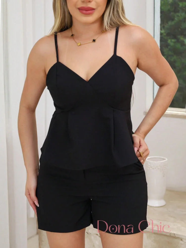 Conjunto Top Peplum Com Alças Finas E Short Cintura Alta Conjunto Top Peplum Com Alças Finas E Short Cintura Alta