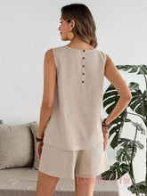 Conjunto Blusa Botões Nas Costas E Short De Cintura Alta P Conjunto Blusa Botões Nas Costas E Short De Cintura Alta