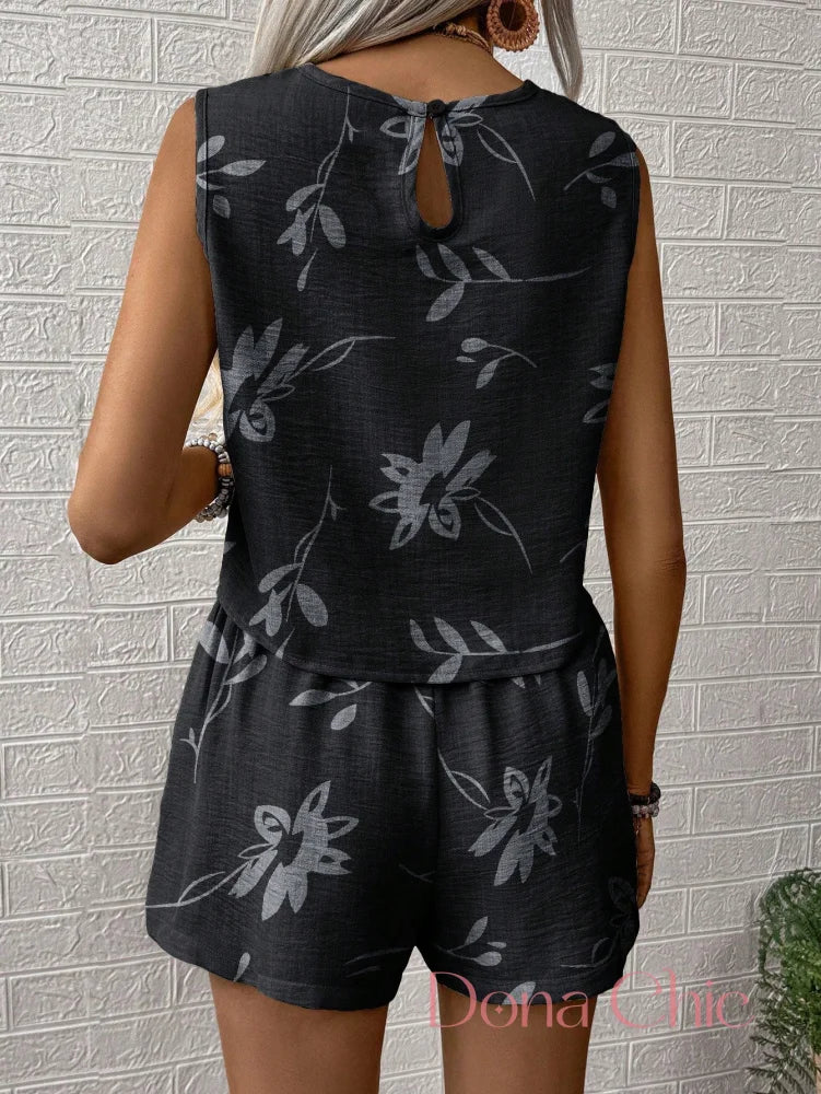 Conjunto Blusa Com Estampa Floral E Short De Cintura Alta Conjunto Blusa Com Estampa Floral E Short De Cintura Alta