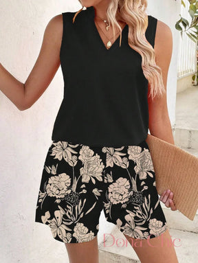 Conjunto Blusa Decote V Com Short Floral Conjunto Blusa Decote V Com Short Floral