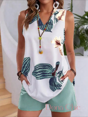 Conjunto Blusa Floral Com Short Liso De Cintura Alta Verde Claro / P Conjunto Blusa Floral Com Short Liso De Cintura