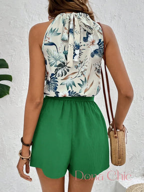 Conjunto Blusa Halter Floral Com Short De Cinto Ajustável Conjunto Blusa Halter Floral Com Short De Cinto Ajustável