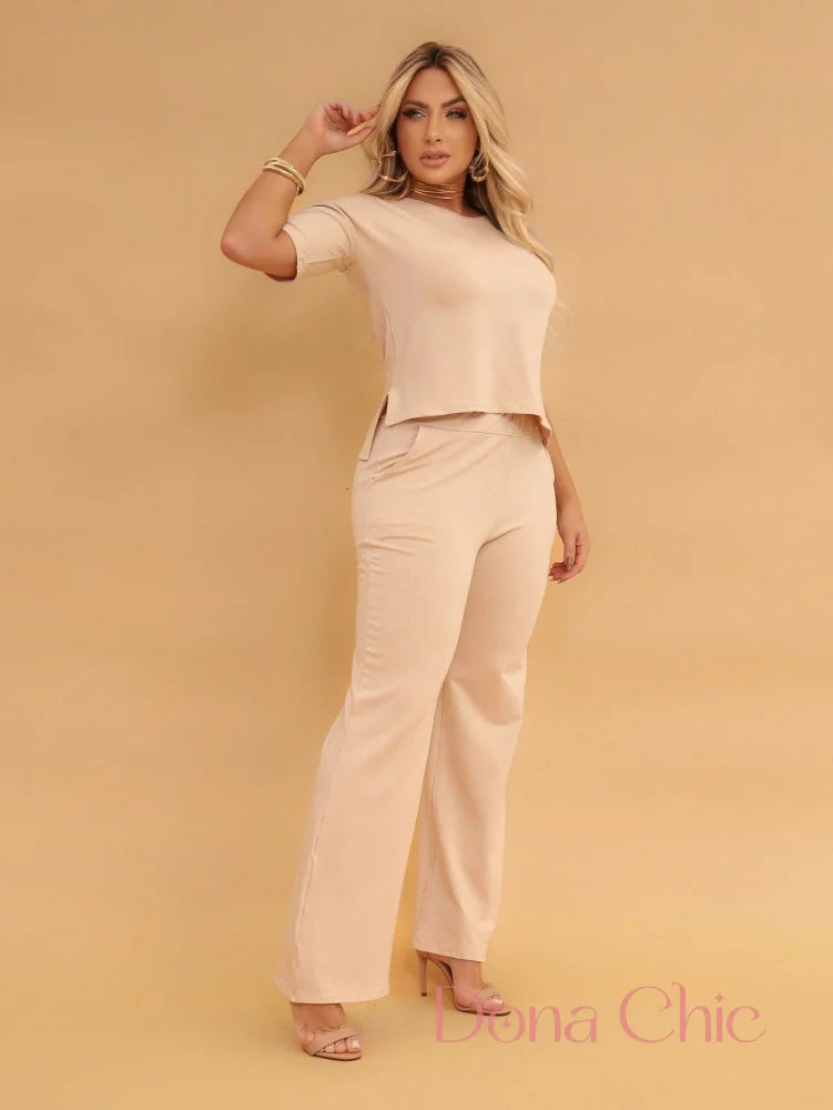 Conjunto Blusa Reta Com Calça De Cintura Alta Bege / P Conjunto Blusa Reta Com Calça De Cintura Alta