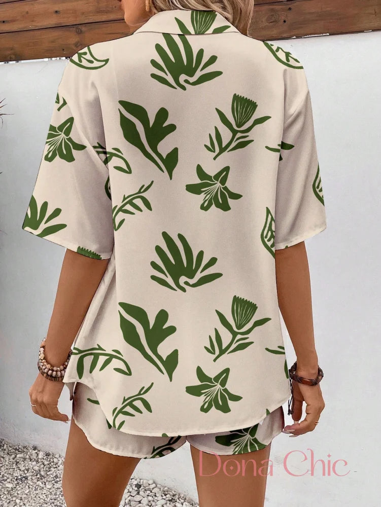 Conjunto Camisa Floral Com Cropped E Short Cintura Alta Conjunto Camisa Floral Com Cropped E Short Cintura Alta
