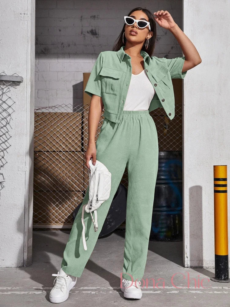 Conjunto Com Camisa Cropped E Calça De Cintura Alta Verde / P Conjunto Com Camisa Cropped E Calça De Cintura Alta