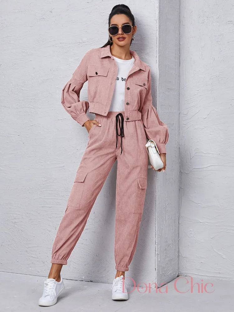 Conjunto Com Jaqueta Cropped E Calça Jogger Bolsos Rosa / P Conjunto Com Jaqueta Cropped E Calça Jogger Bolsos