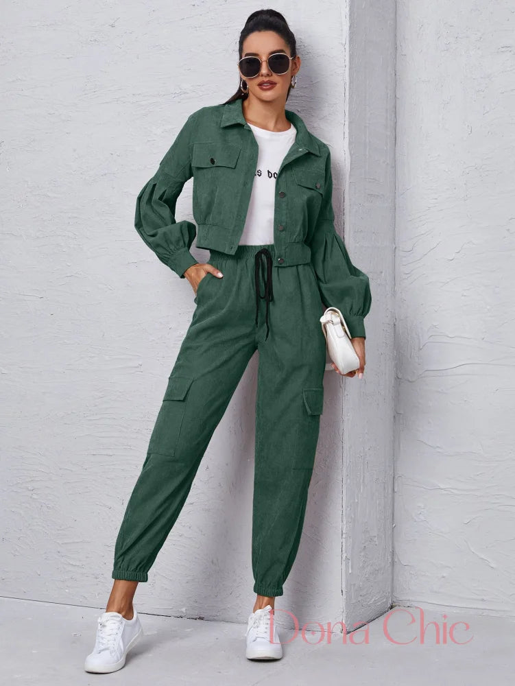 Conjunto Com Jaqueta Cropped E Calça Jogger Bolsos Verde / P Conjunto Com Jaqueta Cropped E Calça Jogger Bolsos