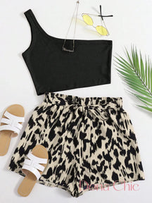 Conjunto Cropped Assimétrico Com Short Animal Print Preto / P Conjunto Cropped Assimétrico Com Short Animal Print