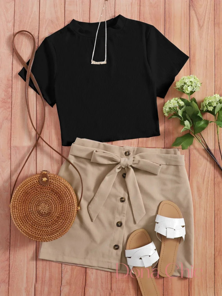 Conjunto Cropped Básico Com Saia Cintura Alta E Laço Preto / P Conjunto Cropped Básico Com Saia Cintura Alta E Laço