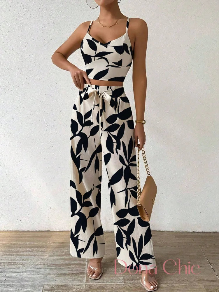 Conjunto Cropped Com Calça Pantalona Floral Charmosa Branco / P Conjunto Floral com Top Cropped e Calça Wide Leg