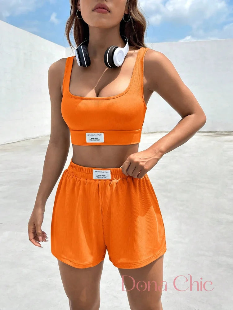 Conjunto Cropped Com Detalhe Em Logo E Short Cintura Alta Laranja / P Conjunto Cropped Com Detalhe Em Logo E Short