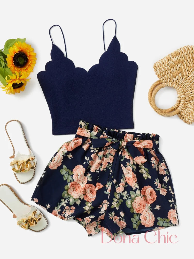Conjunto Cropped Com Detalhes Ondulados E Short Floral Azul / P Conjunto Cropped Com Detalhes Ondulados E Short Floral
