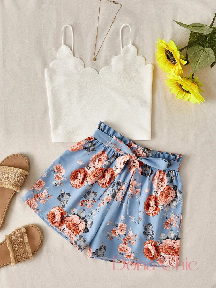 Conjunto Cropped Com Detalhes Ondulados E Short Floral Branco / P Conjunto Cropped Com Detalhes Ondulados E Short Floral