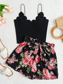 Conjunto Cropped Com Detalhes Ondulados E Short Floral Preto / P Conjunto Cropped Com Detalhes Ondulados E Short Floral