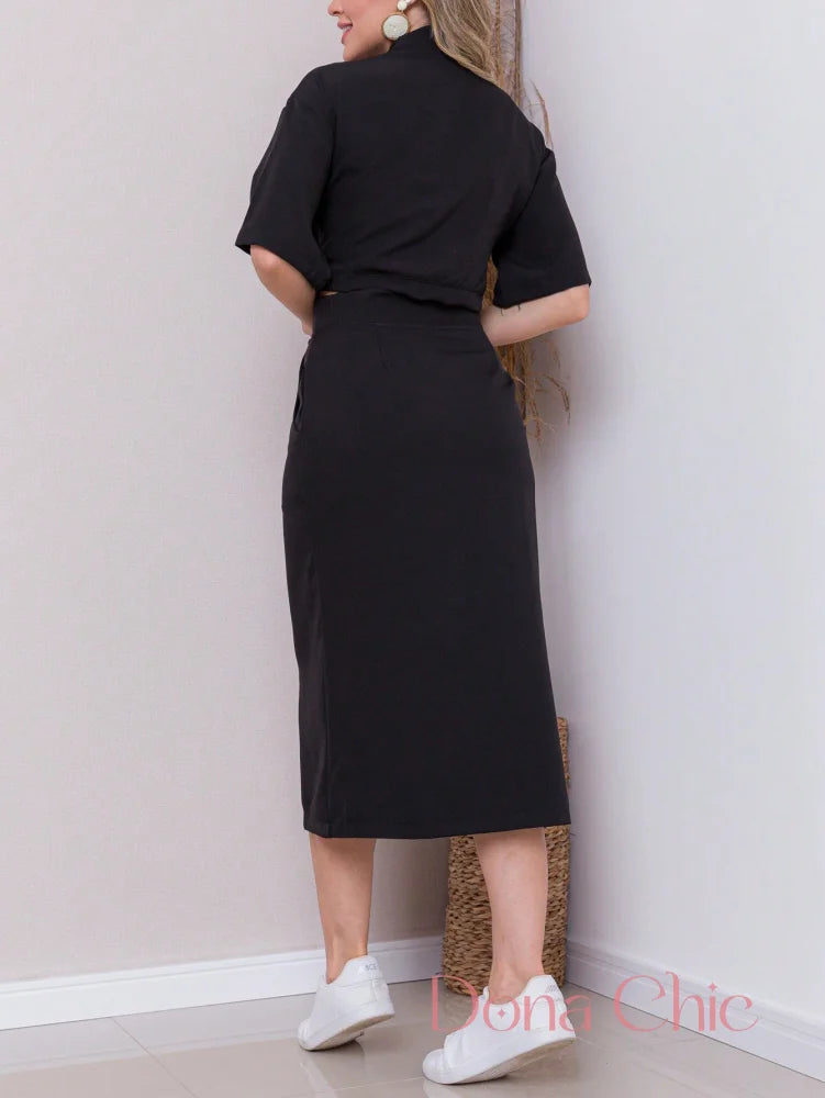 Conjunto Cropped Com Saia Midi E Fenda Frontal Conjunto Cropped Com Saia Midi E Fenda Frontal