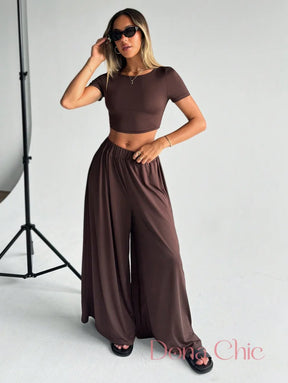 Conjunto Cropped Manga Curta E Calça Pantalona Conjunto Cropped Manga Curta E Calça Pantalona