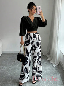 Conjunto Cropped Transpassado Com Calça Estampada Preto / P Conjunto Elegante com Blusa Bufante e Calça Wide Leg Floral
