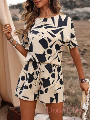 Conjunto Estampado Geométrico Com Blusa Solta Conjunto Estampado Geométrico Com Blusa Solta