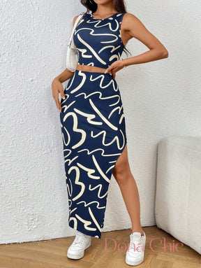 Conjunto Justo Estampado Com Fenda Lateral Conjunto Justo Estampado Com Fenda Lateral