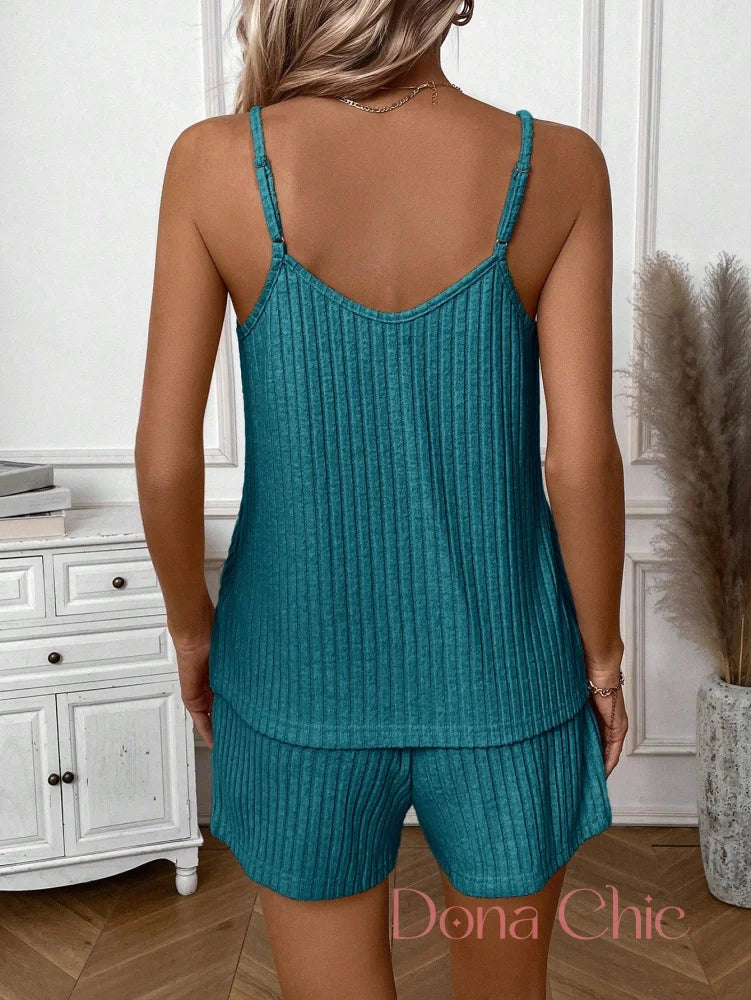 Conjunto Regata Canelada Alças Finas Com Short De Cintura Alta Conjunto Regata Canelada Alças Finas Com Short De