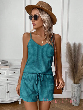 Conjunto Regata Canelada Alças Finas Com Short De Cintura Alta Conjunto Regata Canelada Alças Finas Com Short De