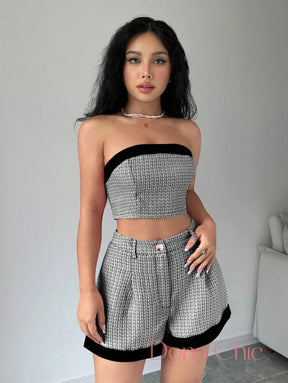 Conjunto Tomara Que Caia Com Short De Dobra Fixa Conjunto Tomara Que Caia Com Short De Dobra Fixa